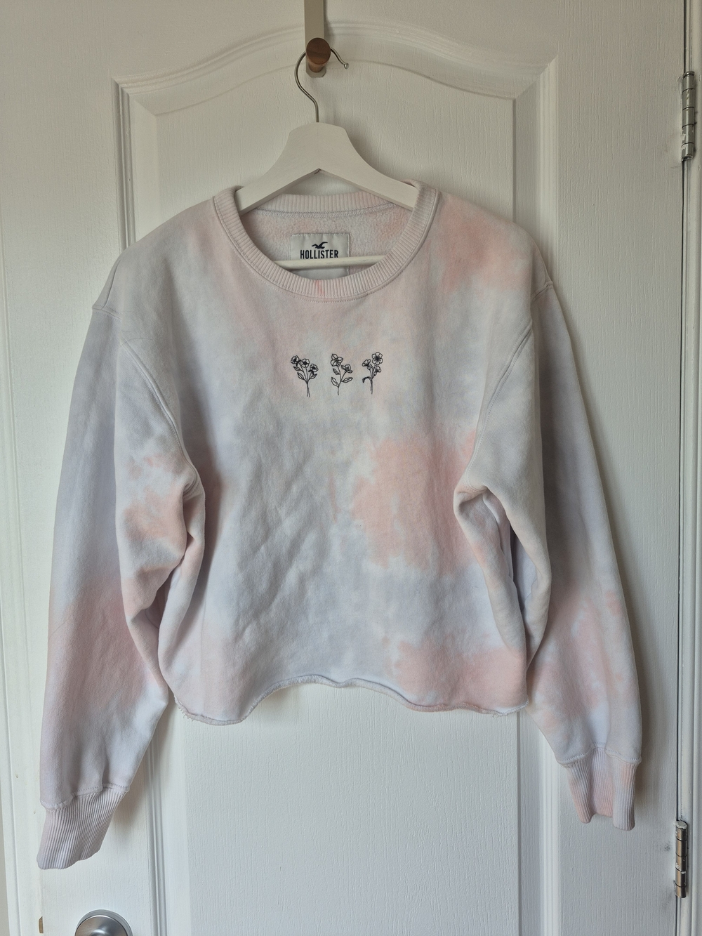 Hollister Light Pink & White Tie-Dye Crewneck with Floral Embroidery
